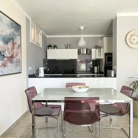 Secluded Romantic Villa Retreat In Tabayesco Apartamento